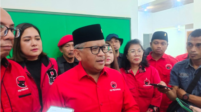 Hasto Tegaskan Jokowi dan Keluarga Bukan Lagi Bagian PDIP